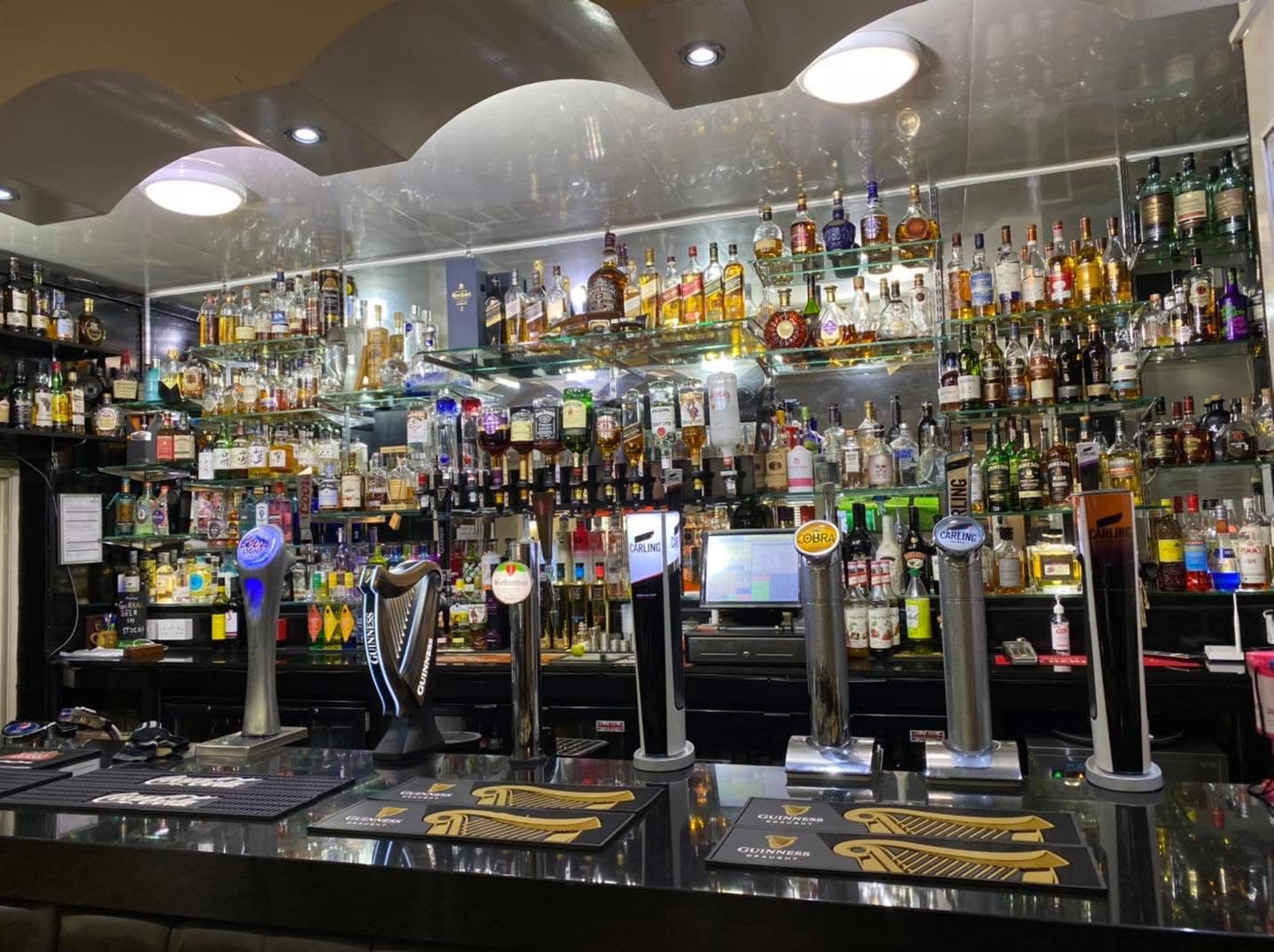 Bar taps